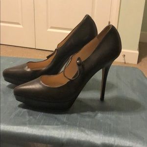 Gorgeous Mary Jane YSL platform pumps.
